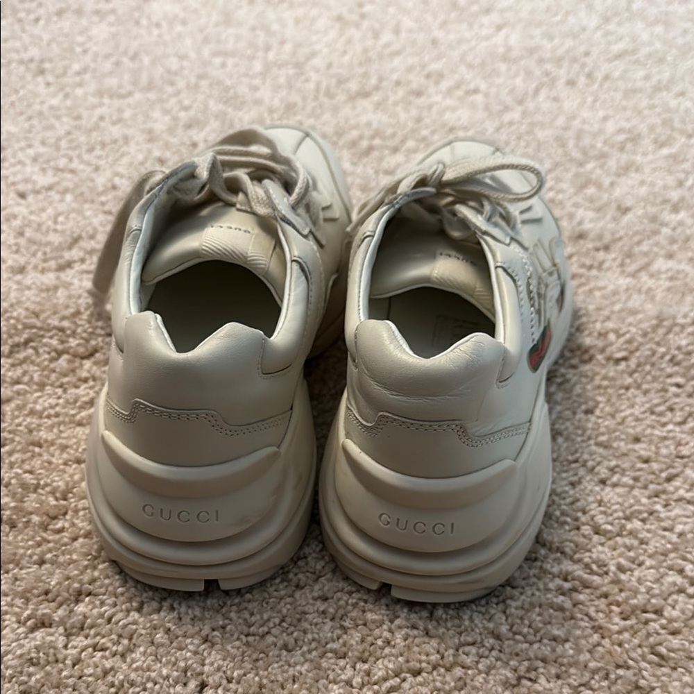 Gucci kid Cream Sneakers - Picture 2 of 5